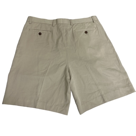 Cutter &‎ Buck Khaki Shorts NWT  Sz 36 Inseam 9 - Picture 2 of 4
